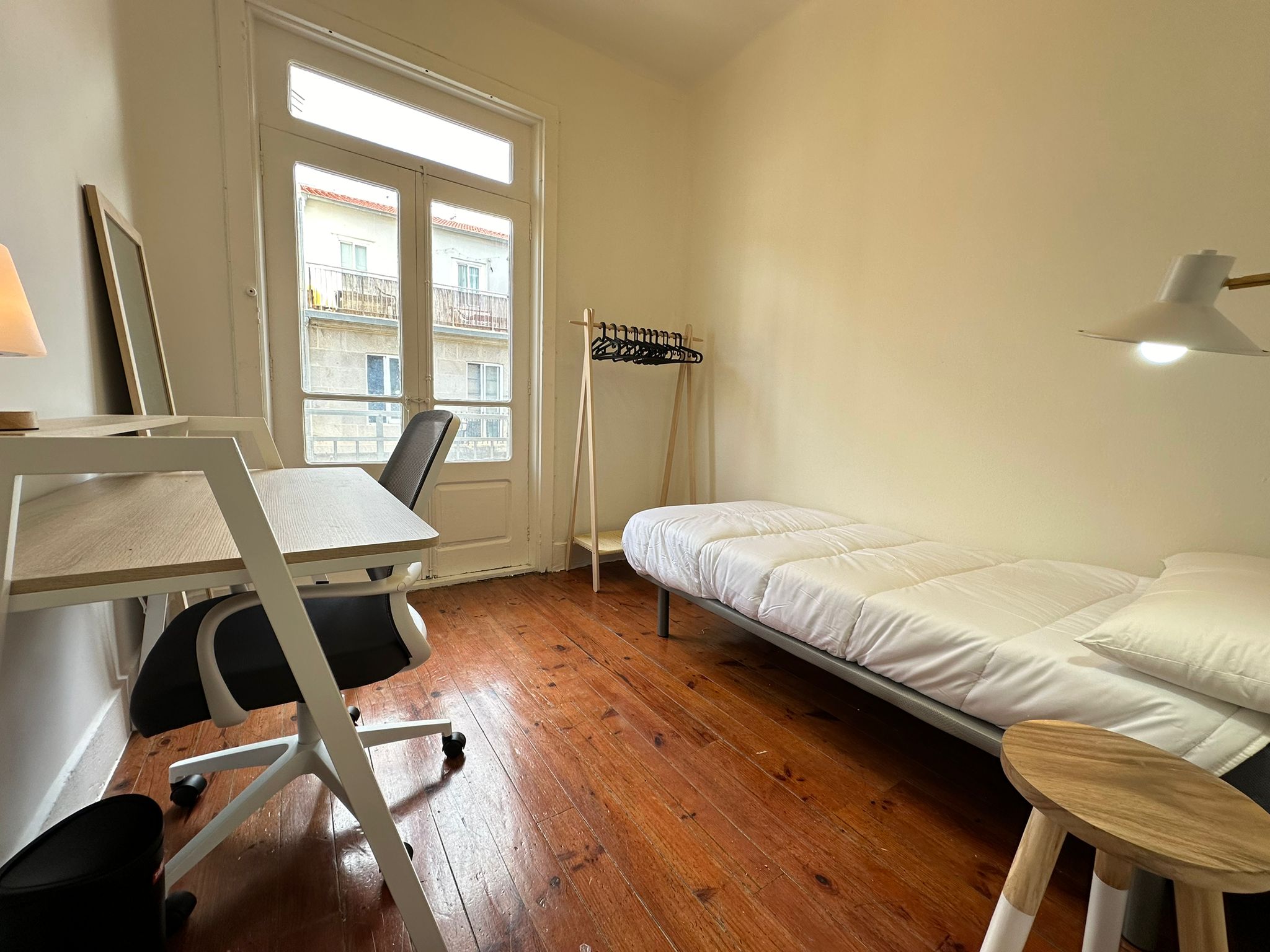 3ºD, Habitación 0402